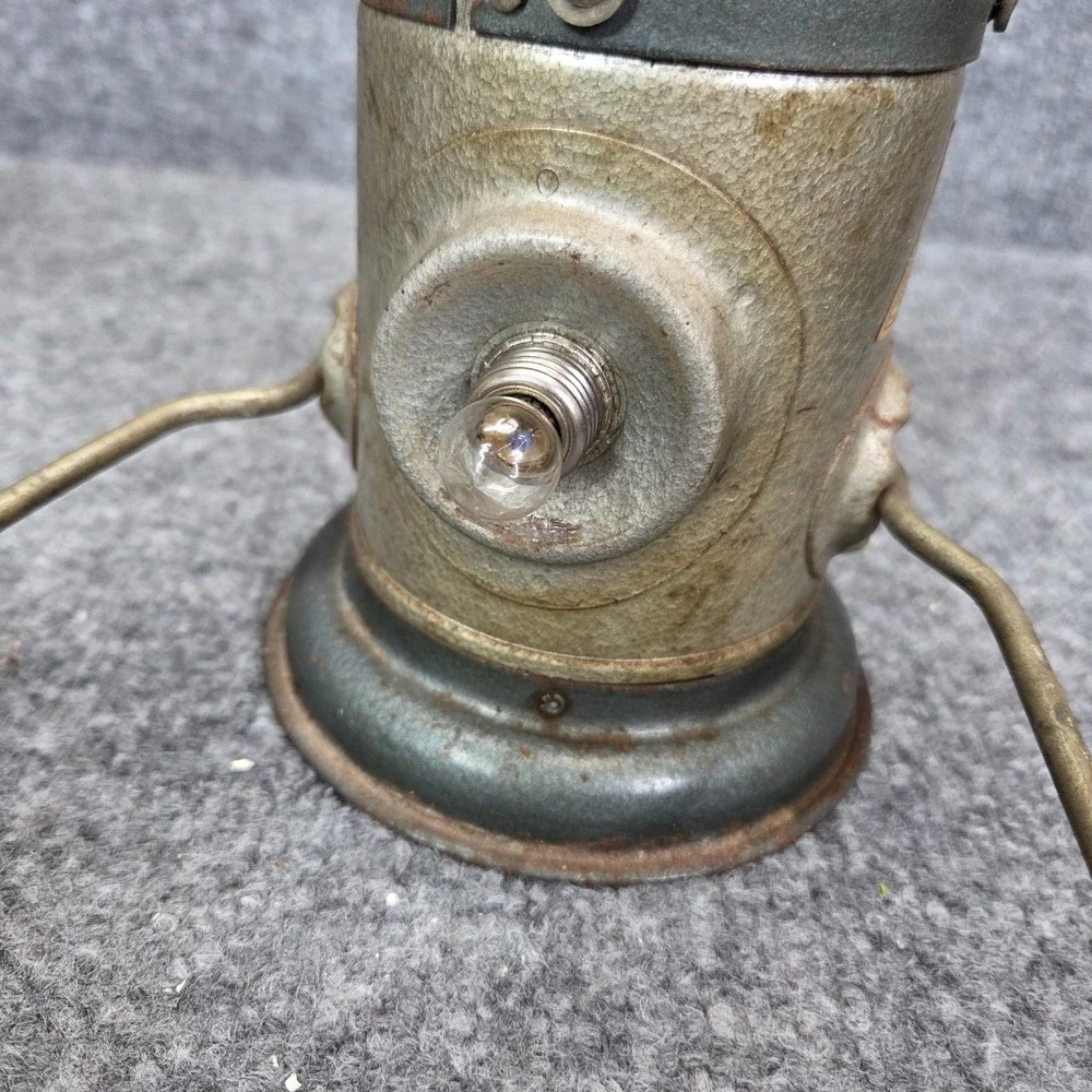 Vintage Delta Powerlite Double Globe Train Railroad Lantern USA Untested Antique